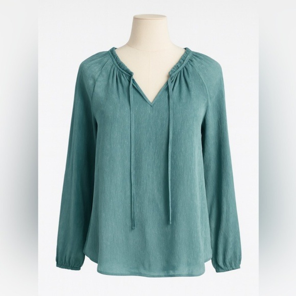 NWT! LC Lauren Conrad Aqua (Adel Blue) Blouse with Tie-Neck size  XS MSRP $48